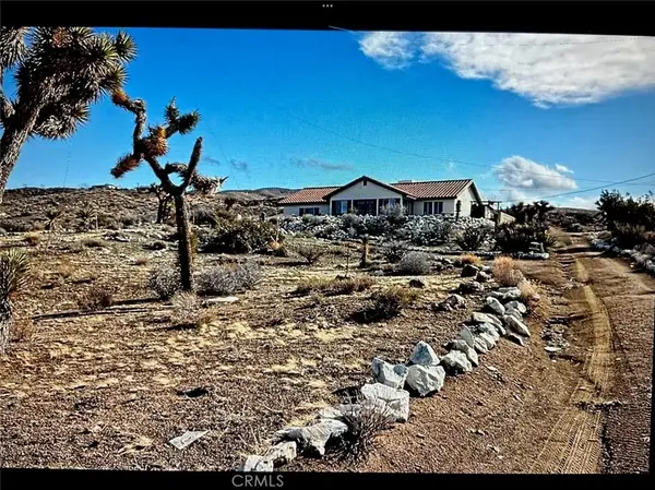 25373 Valley View Road, Apple Valley, CA 92308