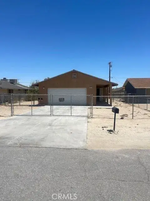 6627 Smoketree, 29 Palms, CA 92277