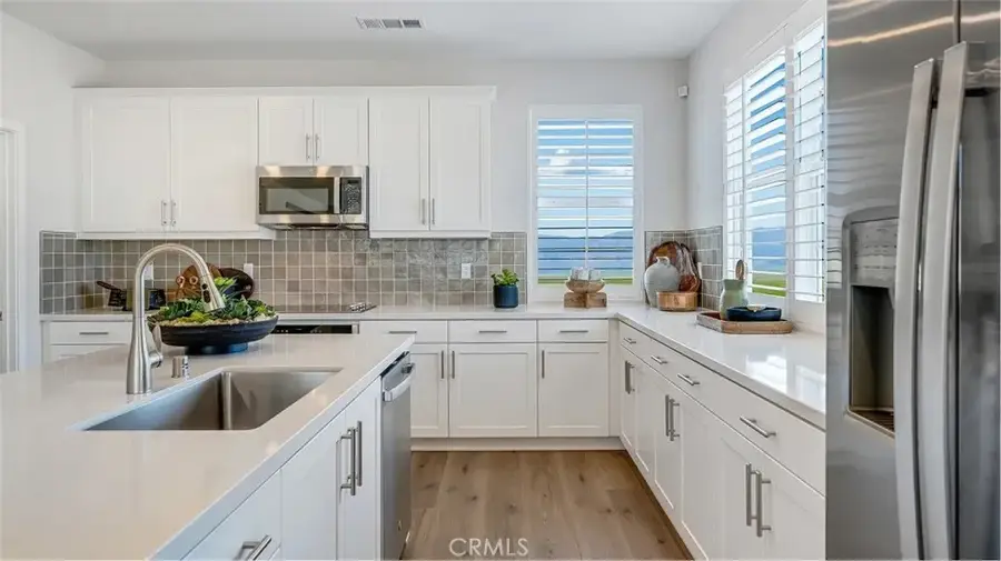 2612 E Hyde Paseo, Ontario, CA 91762 - #3