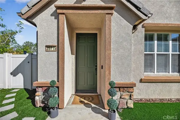 35715 Plume Ln, Murrieta, CA 92562