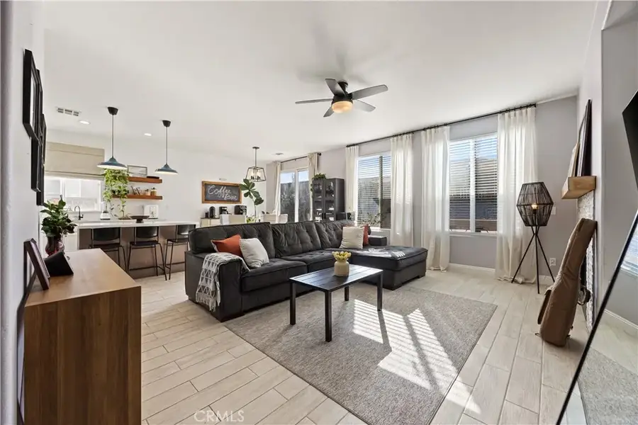 15592 Red Oak, Victorville, CA 92394 - #3