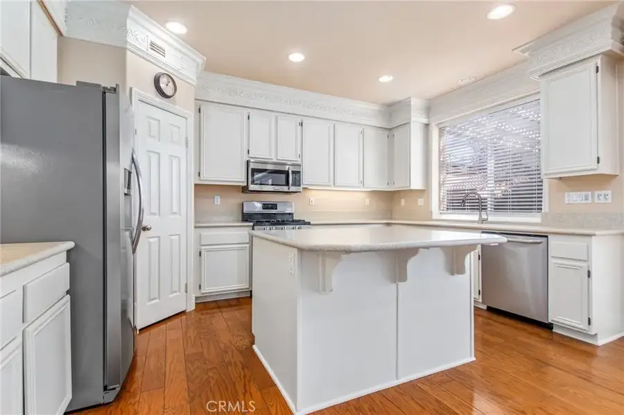 23401 Rouge River, Murrieta, CA 92562 - #2