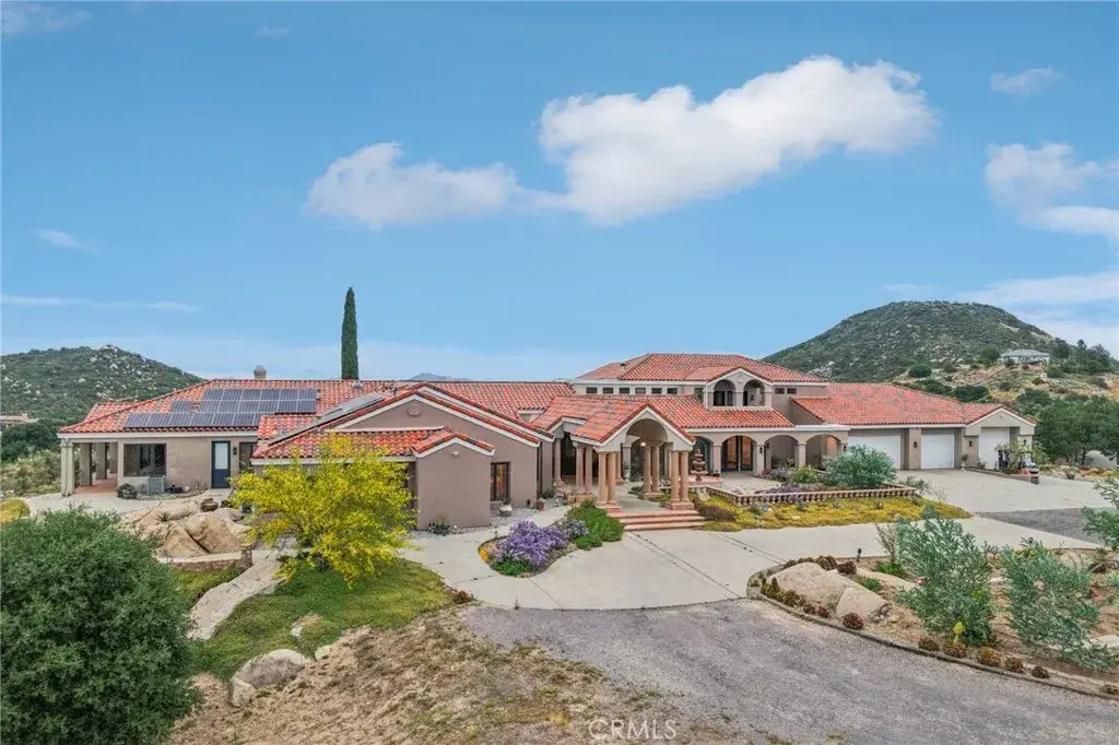 38075 Via Majorca, Murrieta, CA 92562 - #1