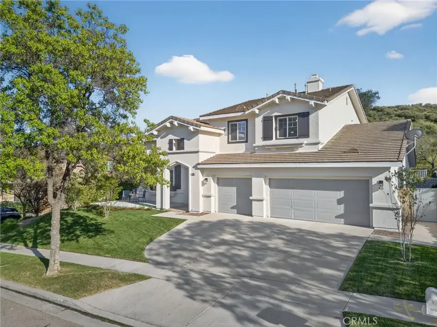 1702 Tamarron, Corona, CA 92883 - #3