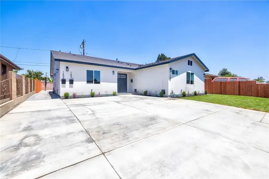 1601 W 165th Street, Compton, CA 90220 - #2