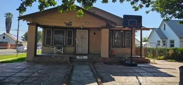 4648 E Iowa, Fresno, CA 93702