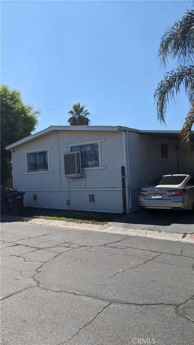 1097 N State #75, Hemet, CA 92543 - #2