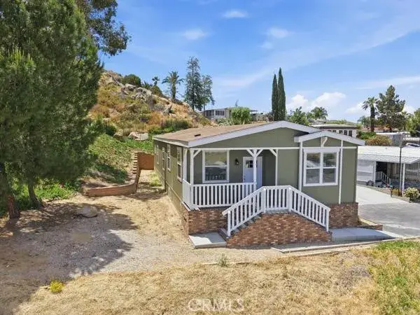 1536 S State #112, Hemet, CA 92543 - #2