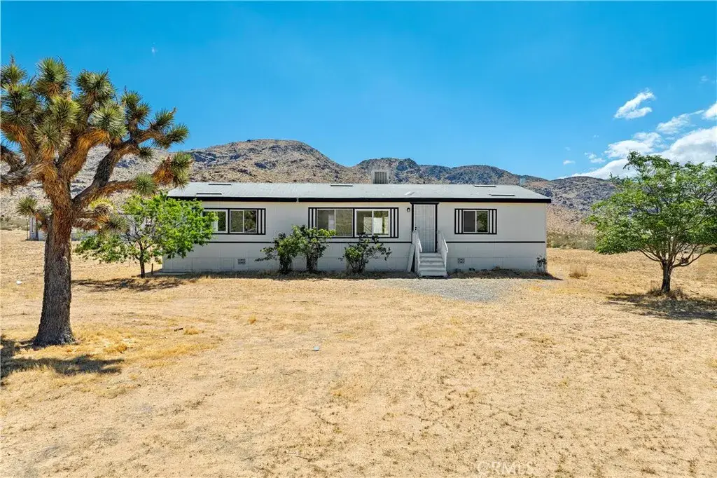 15720 Chicago, Apple Valley, CA 92307 - #1