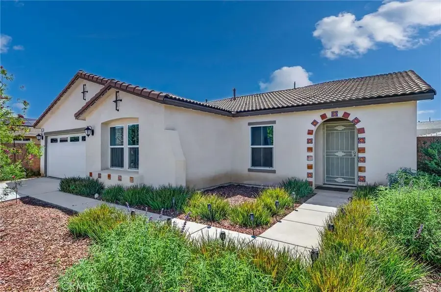 573 Corkwood Street, Hemet, CA 92543 - #3