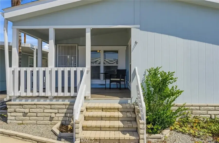 880 N Lake #49, Hemet, CA 92544 - #3