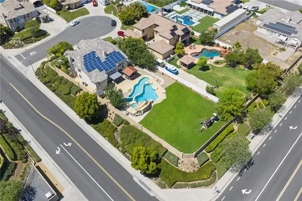 42490 Azure Sky Court, Murrieta, CA 92562