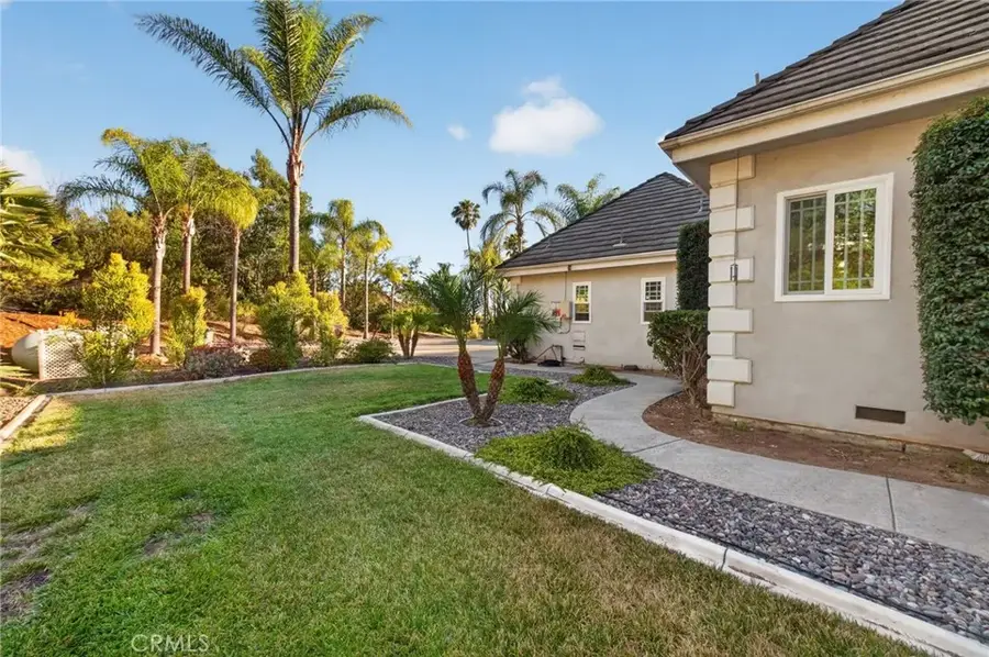 2098 Vista Valle Verde, Fallbrook, CA 92028 - #3