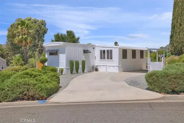 22780 Skylink Drive, Canyon Lake, CA 92587