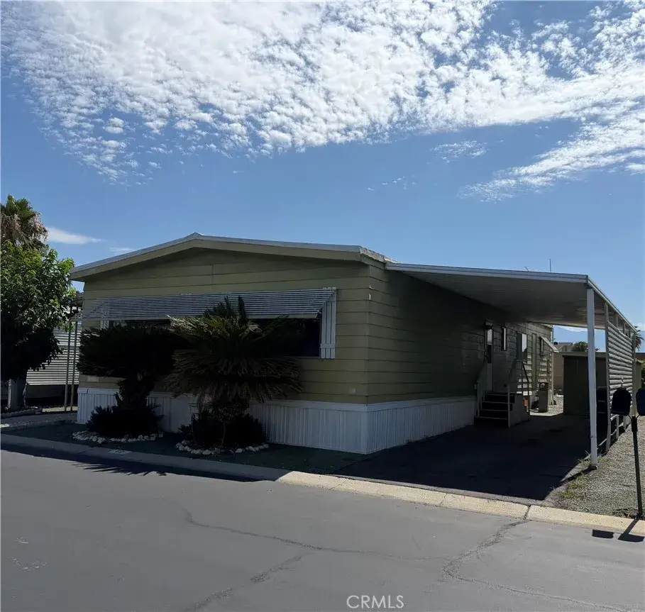 575 S Lyon #62, Hemet, CA 92543 - #1