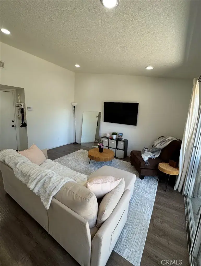 2548 Avenida Del Vista #T 202, Corona, CA 92882 - #2