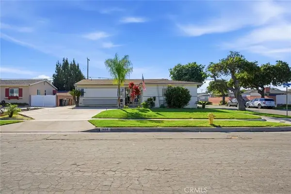 1484 W Maxzim Avenue, Fullerton, CA 92833