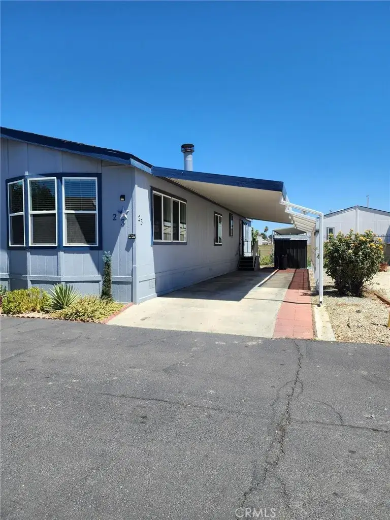 530 W Devonshire #23, Hemet, CA 92543 - #2