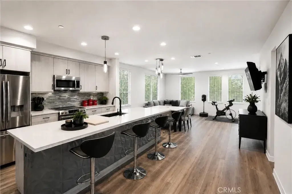 105 Galaxie, Covina, CA 91723 - #1