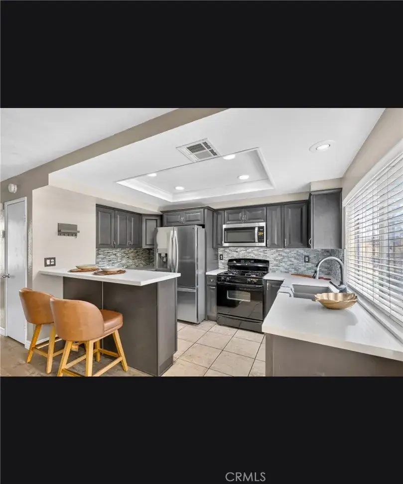 1097 Santo Antonio #54, Colton, CA 92324 - #3