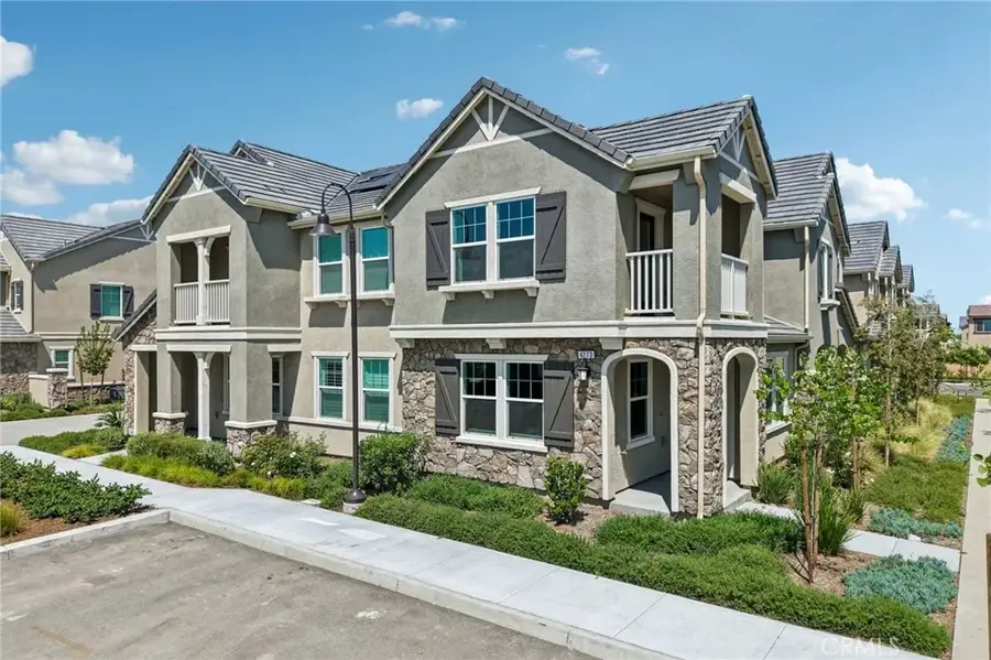 4273 S Hermosa Paseo, Ontario, CA 91761 - #2