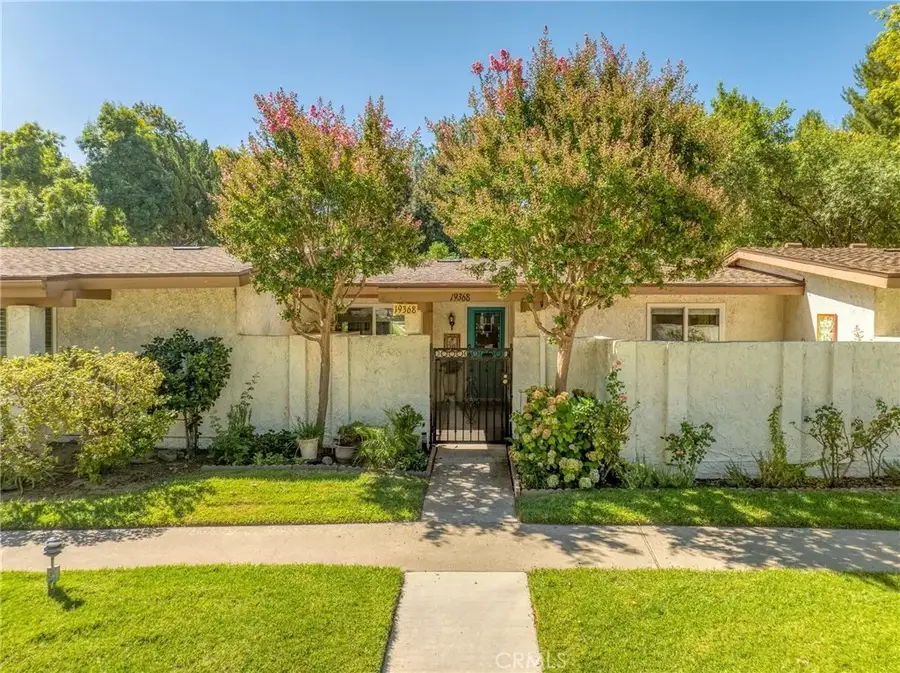 19368 Avenue Of The Oaks, Newhall, CA 91321 - #2