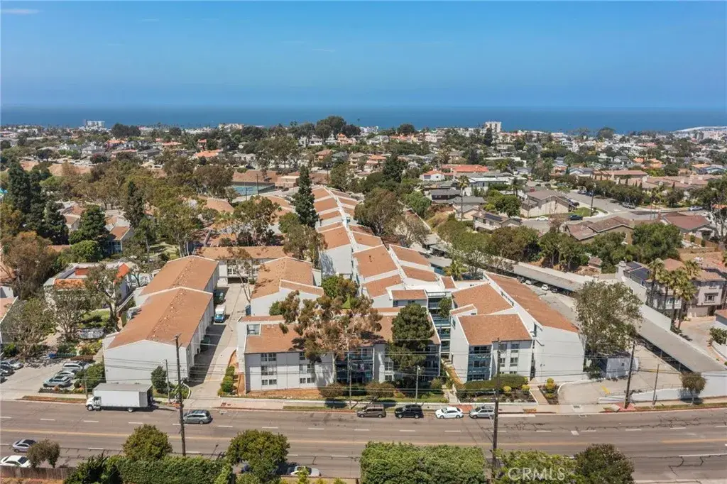 611 S Prospect Avenue #103, Redondo Beach, CA 90277 - #1