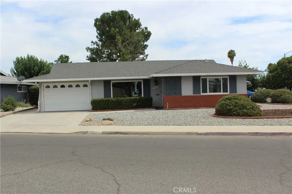 1661 W Wesley Place, Hemet, CA 92543 - #1