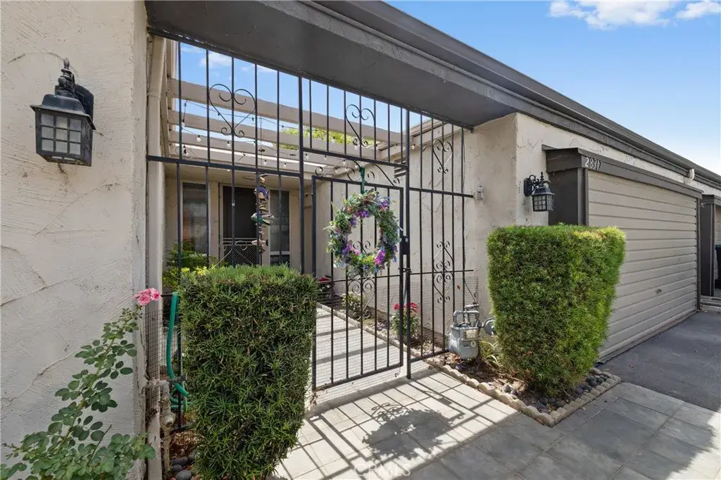 28317 Paseo Grande, Sun City, CA 92586 - #1