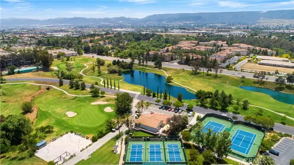 24172 Calle Artino, Murrieta, CA 92562