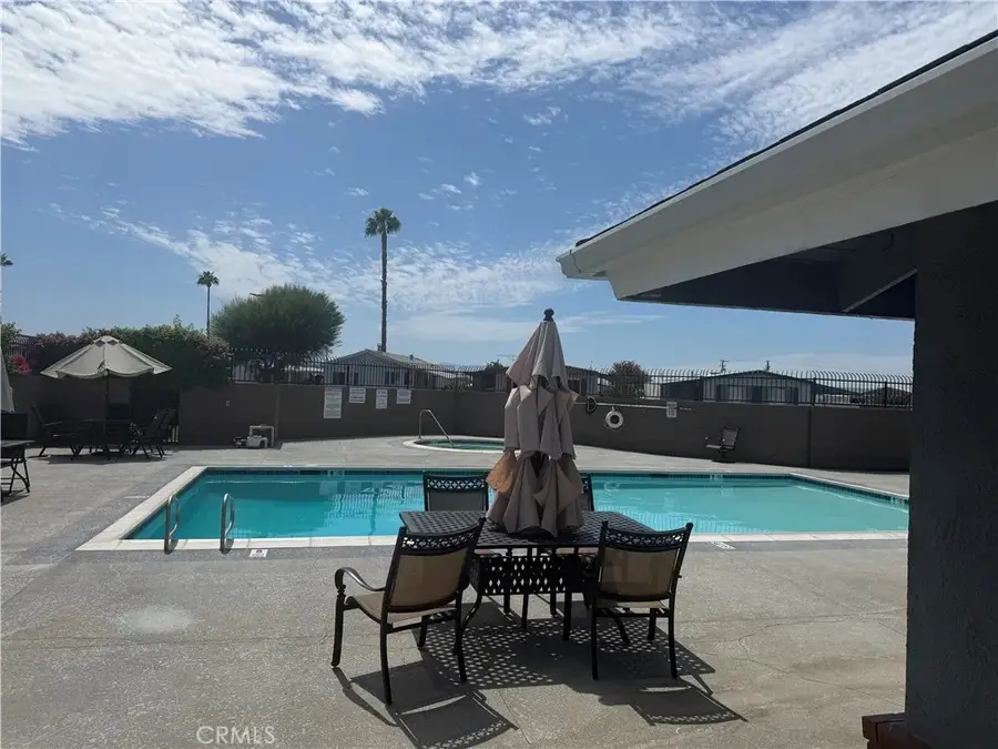 3825 Crestmore #406, Riverside, CA 92509 - #3