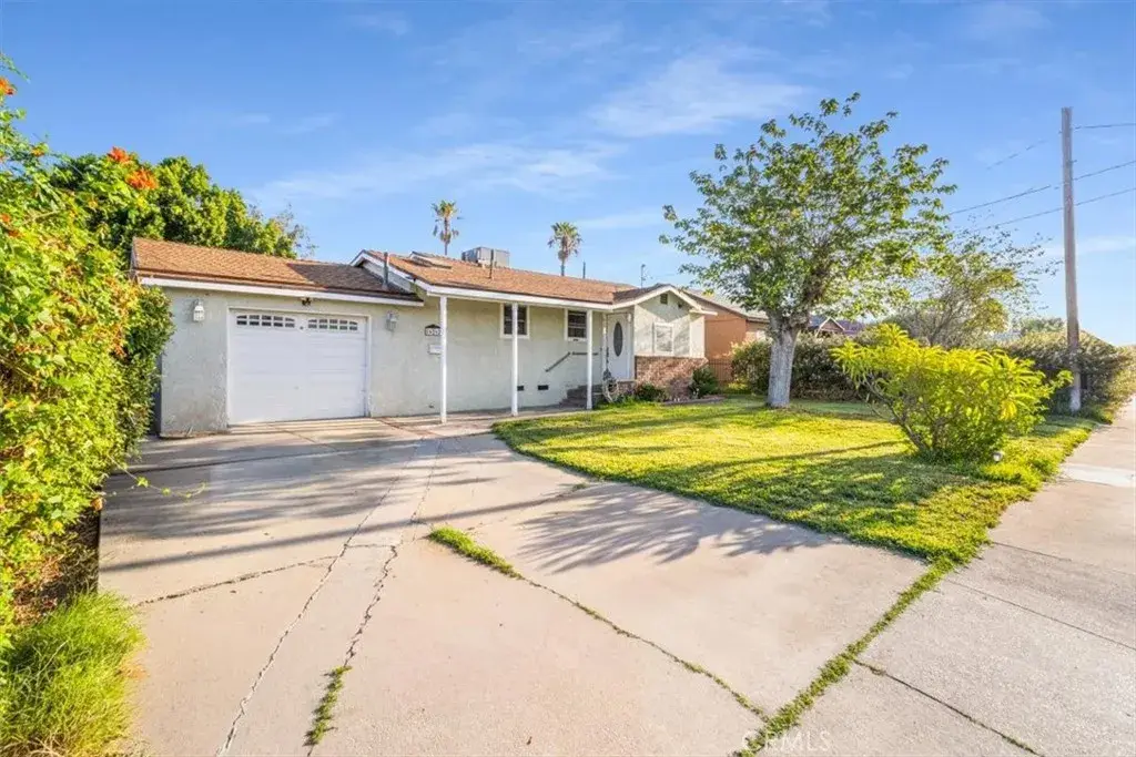 16262 Ivy Avenue, Fontana, CA 92335 - #1