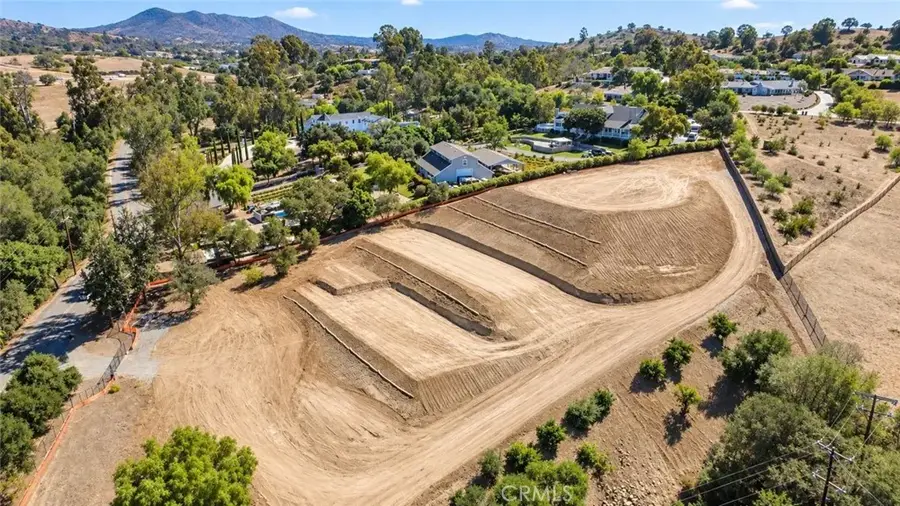 3261 Live Oak Park, Fallbrook, CA 92028 - #3