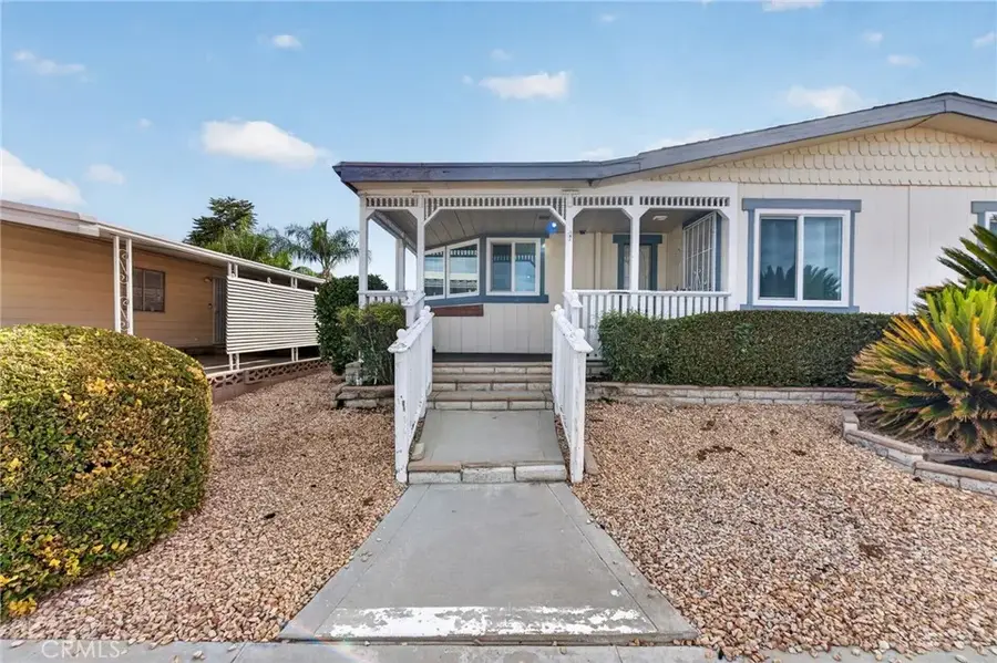 564 De Soto Drive, Hemet, CA 92543 - #3