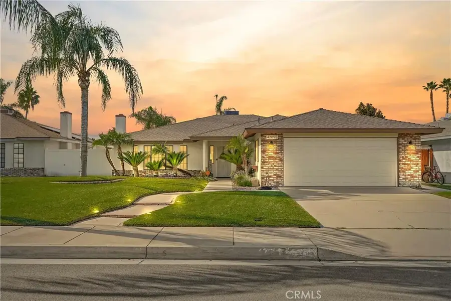 42095 Acacia Avenue, Hemet, CA 92544 - #3