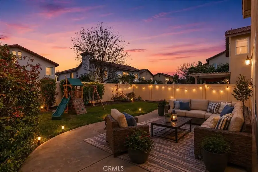 255 Roxanne Lane, Corona, CA 92882 - #2