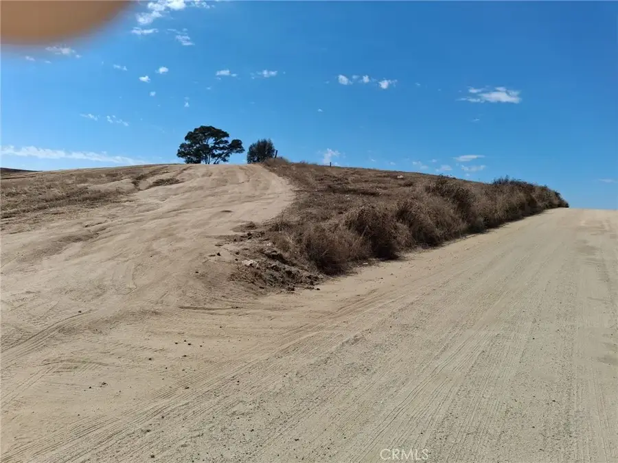 4 Buck Road, Temecula, CA 92591 - #2
