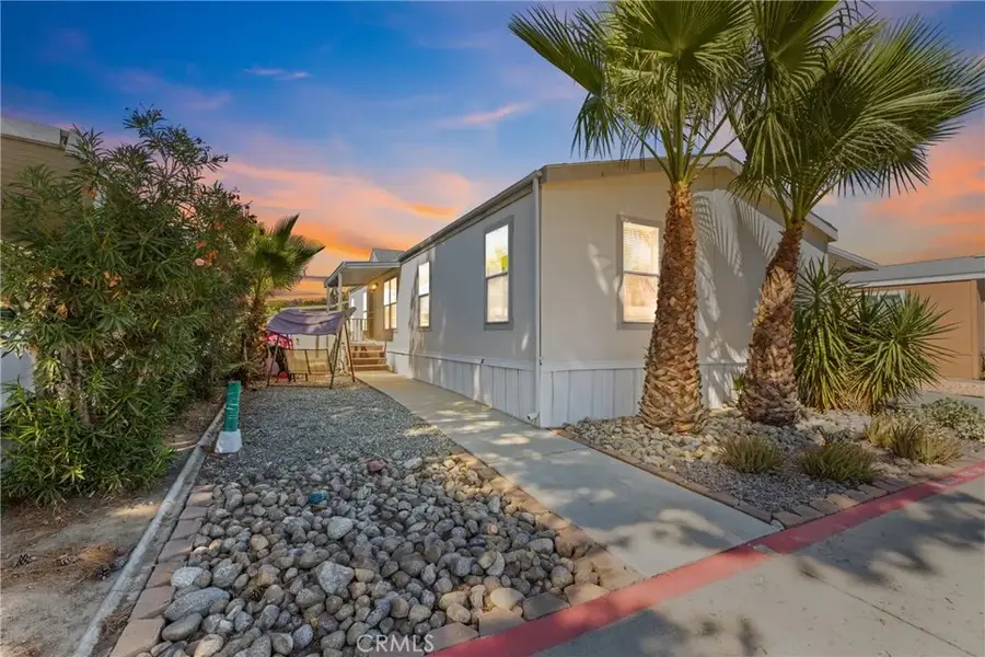 913 S Grand #102, San Jacinto, CA 92582 - #2