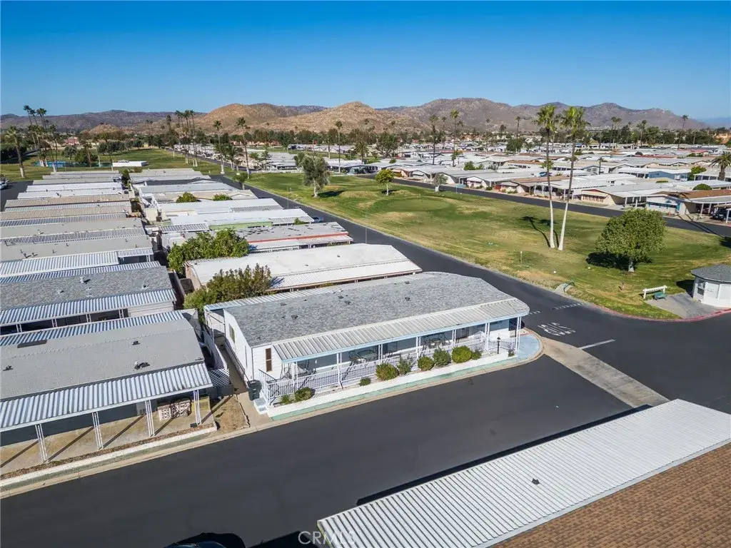 601 N Kirby #387, Hemet, CA 92545 - #1