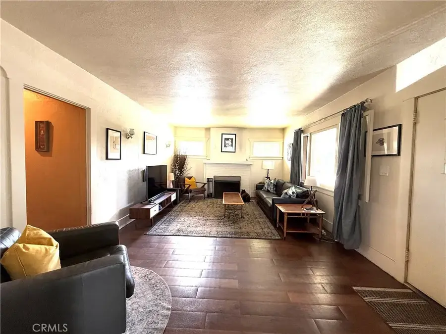 108 S Oak Avenue, Pasadena, CA 91107 - #2