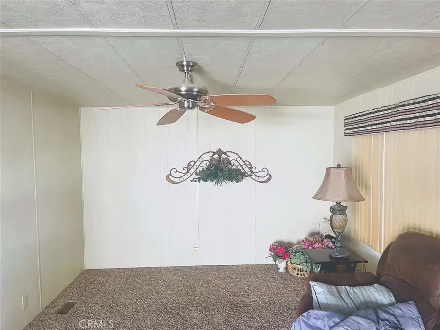 575 S Lyon #137, Hemet, CA 92543 - #3