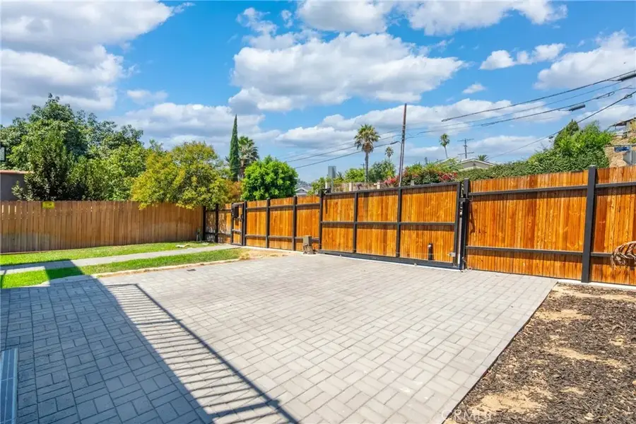 2926 Future Street, Los Angeles, CA 90065 - Image #3