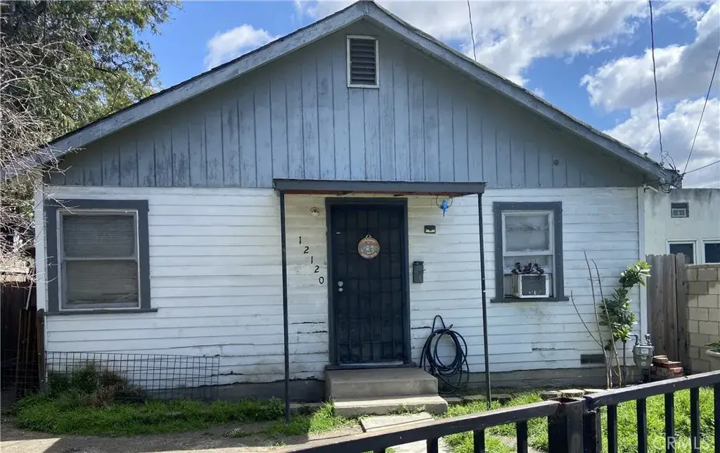 12120 S Willowbrook, Compton, CA 90222 - #1