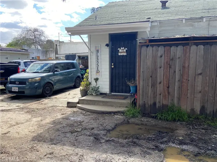 12120 S Willowbrook, Compton, CA 90222 - #2