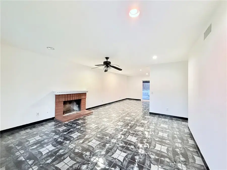 2119 S Phoenix, Ontario, CA 91761 - Image #3