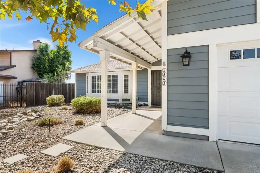 2265 W Cincinnati Court, San Bernardino, CA 92407 - Image #2