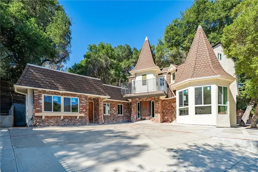 26251 Ravenhill Road, Canyon Country, CA 91387 - Image #3