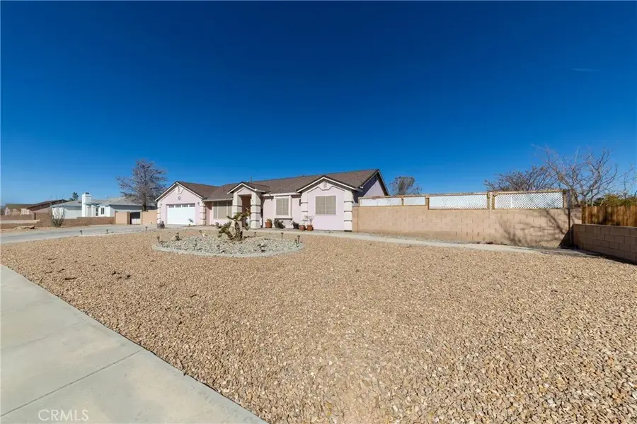 22444 Hurons, Apple Valley, CA 92307 - Image #3