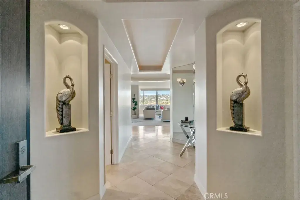 875 Comstock Avenue #16A, Los Angeles, CA 90024 - Image #1