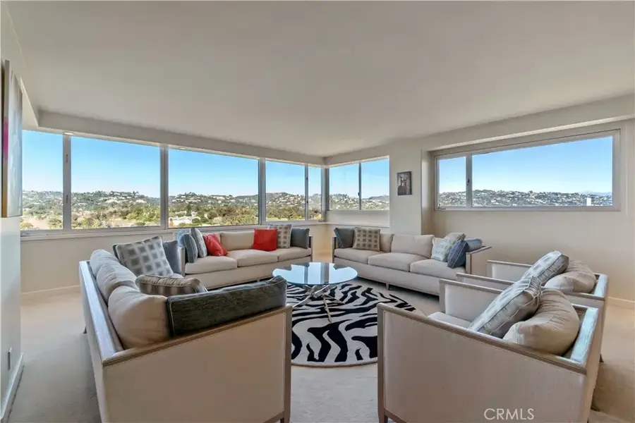 875 Comstock Avenue #16A, Los Angeles, CA 90024 - Image #3